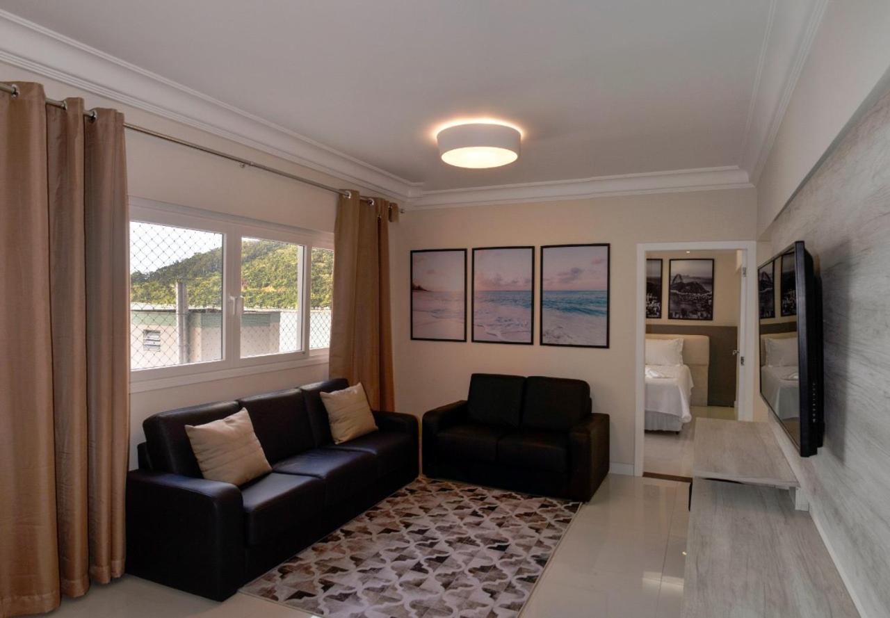 شقة Frente Mar Pe Na Areia, Na Av Atlantica Balneário Camboriú المظهر الخارجي الصورة